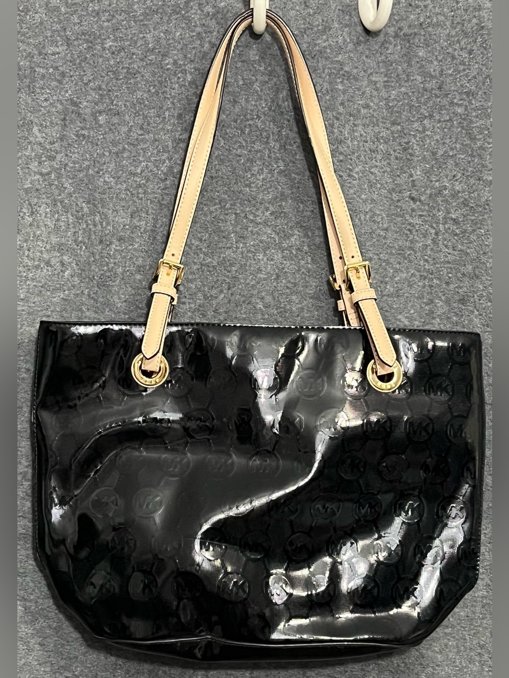 Michael Kors Jet Set Monogram Patent Leather Tote